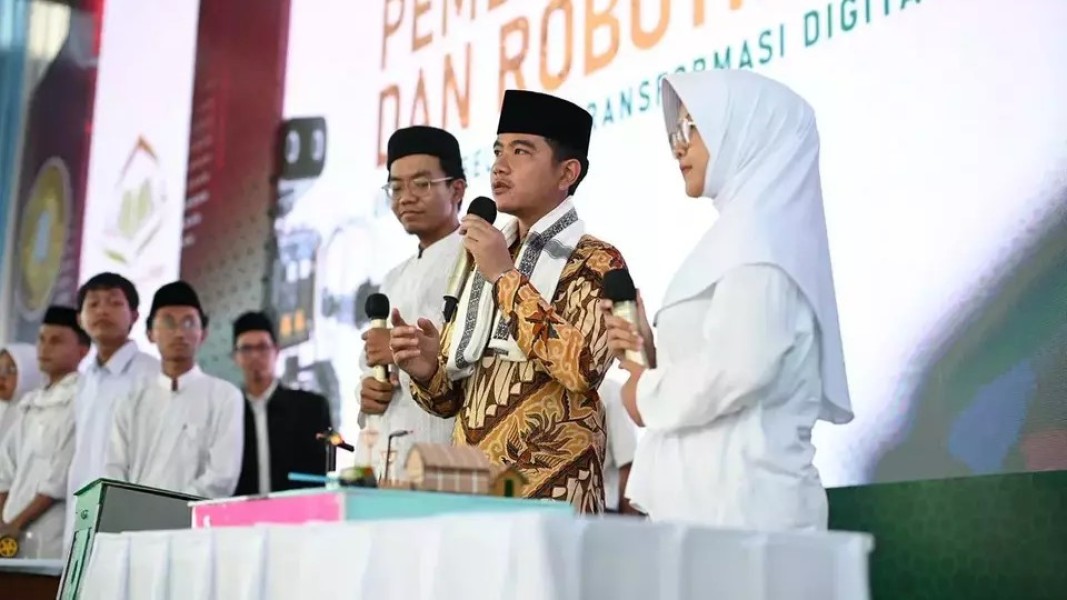 Wapres Gibran Tinjau AI dan Robotik di Pesantren Cipasung, Tasikmalaya