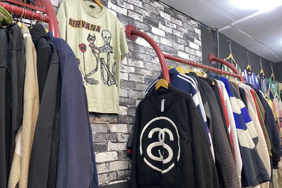 Bisnis Thrifting: Tren Kreatif Anak Muda