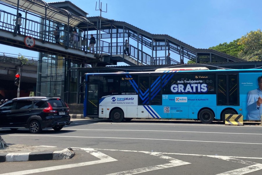 Kredivo dan Transjakarta Hadirkan PayLater Transportasi Publik Tanpa Bunga