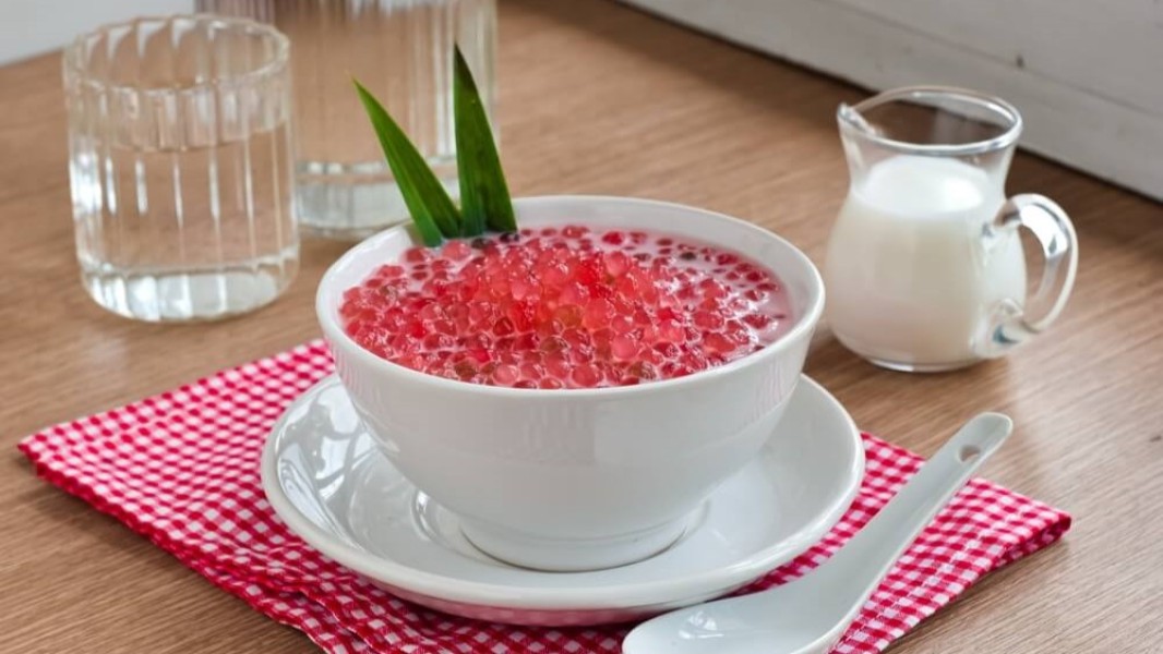 Resep Bubur Mutiara Bening Kenyal dan Anti Gagal dengan Kuah Santan, Susu, hingga Buah Segar
