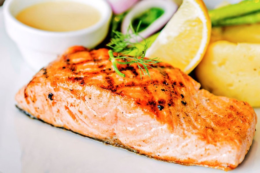 Waktu Terbaik Makan Salmon untuk Manfaat Omega-3 Maksimal