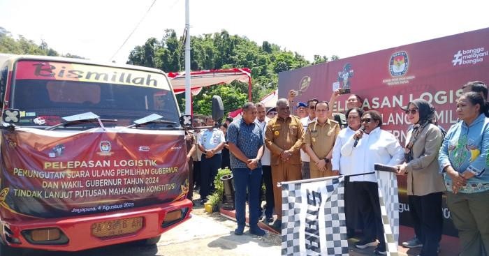Papua Lakukan Distribusi Logistik PSU Serentak Papua Lakukan Distribusi Logistik PSU Serentak