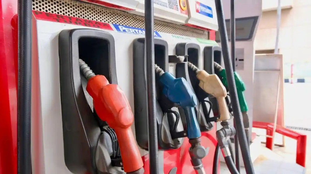 Harga BBM Pertamina Terbaru Nasional Lengkap Pertamax Pertalite Biosolar Seluruh Indonesia