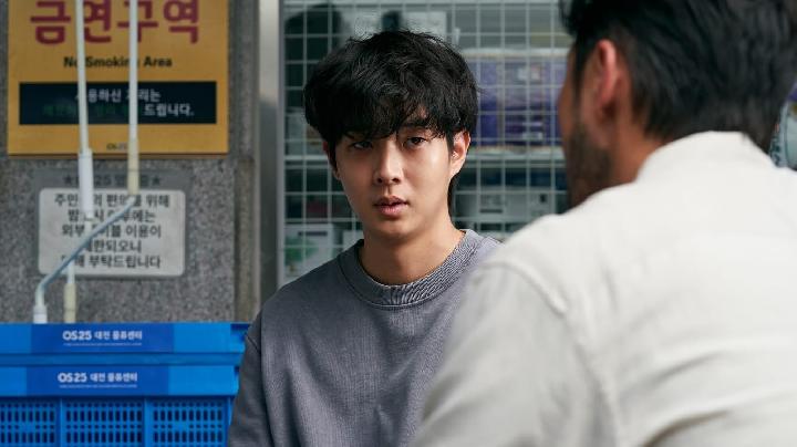 Perjalanan Karier Luar Biasa Choi Woo Shik: Dari Impian Sutradara Hingga Meraih Kesuksesan di Panggung Internasion