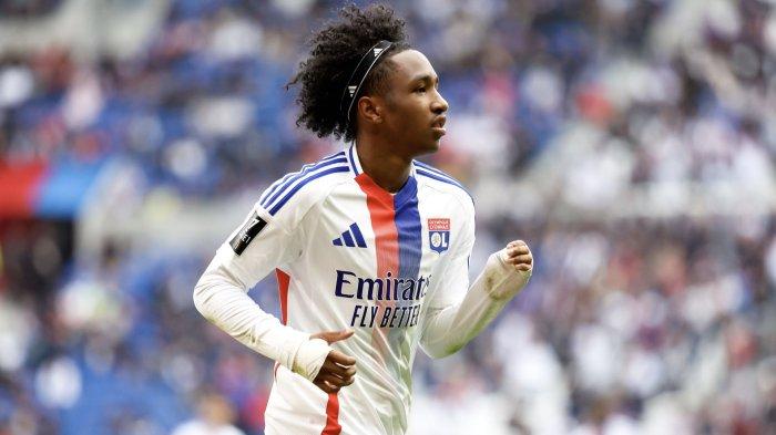 Malick Fofana Diincar Chelsea dan Liverpool Usai Lyon Terdegradasi