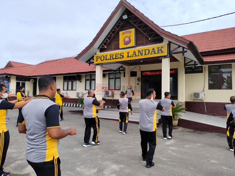 Polres Landak Ajak Warga Olahraga Bangun Kedekatan Sosial