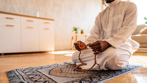 Sunnah Memperbanyak Istighfar Di Bulan Ramadhan Lengkap Dalilnya