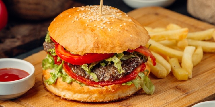 Rekomendasi 5 Burger Jakarta Pinggir Jalan dengan Rasa Premium dan Juicy