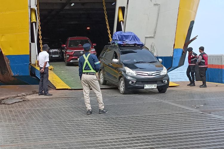 Pengaturan Baru Penyeberangan Merak sampai Bakauheni Saat Nataru: Pemerintah Siapkan Buffer Zone Efektif