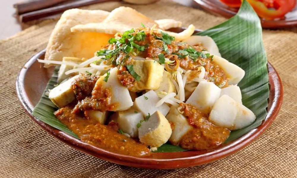 Nikmati Sensasi Kupat Tahu Magelang, Ini Rekomendasi 7 Tempat Paling Lezat