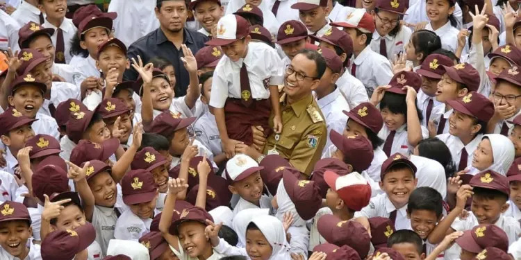 Gagasan Anies Baswedan yang Menyulut Gerakan Pendidikan di Pelosok Negeri