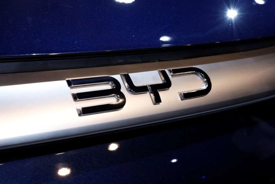 BYD Perkuat Komitmen Keselamatan Lewat Penarikan 115 Ribu Mobil