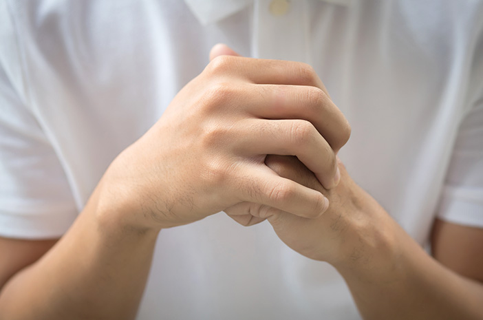 Kretek Jari Terlihat Sepele, Tapi Perlu Diwaspadai untuk Kesehatan Sendi