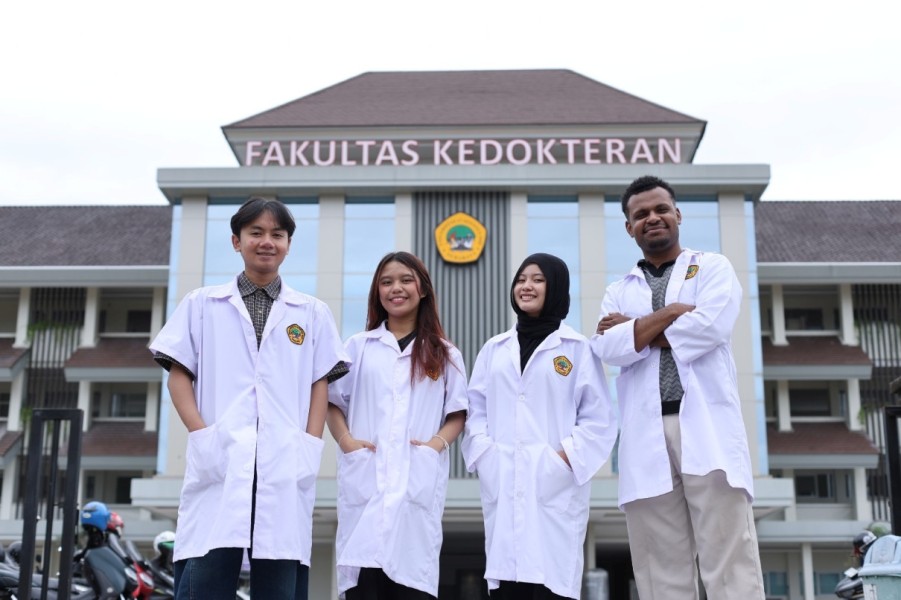 FK Untag Surabaya Raih Akreditasi LAM-PTKes Guna Mencetak Tenaga Dokter Masa Depan