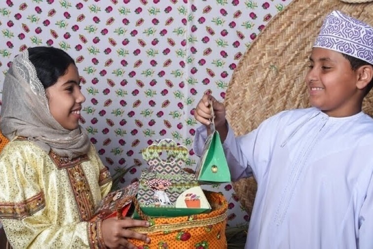 Tradisi Unik Qaranqasho di Oman Rayakan Setengah Puasa