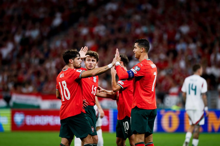 Ronaldo Bersinar, Portugal Menang Dramatis 3 2 Hungaria Ronaldo Bersinar, Portugal Menang Dramatis 3 2 Hungaria