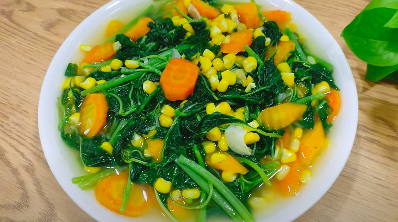 6 Resep Bumbu Sayur Bening Bayam Sehat dan Segar untuk Menu Harian