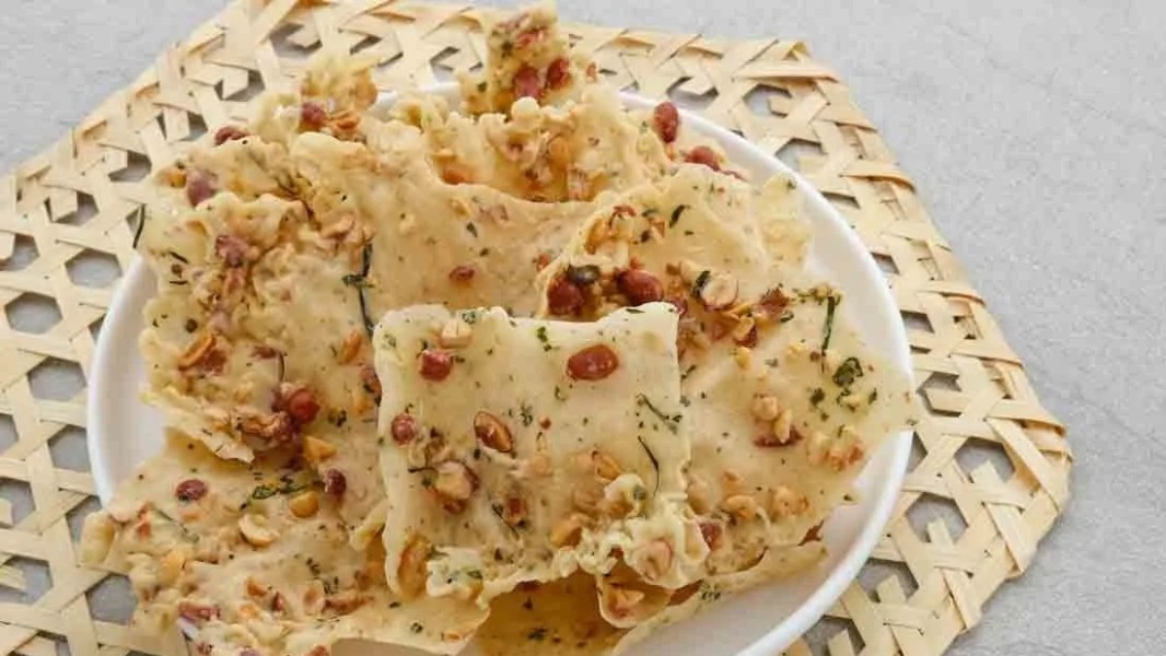 Sajikan Resep Peyek Kacang Renyah Menjadi Camilan Saat Lebaran