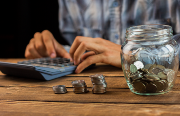 Gaya Hidup Tetap Seru, Dompet Tetap Aman: Tips Finansial untuk Generasi Muda