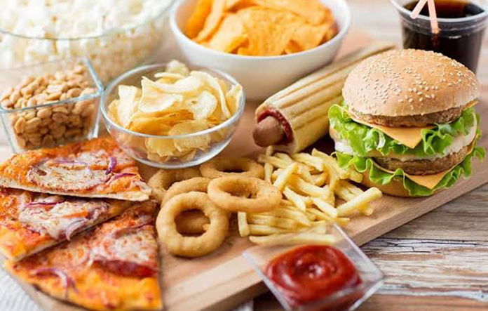 Daftar Makanan yang Perlu Dibatasi Demi Menurunkan Risiko Kanker Usus Besar