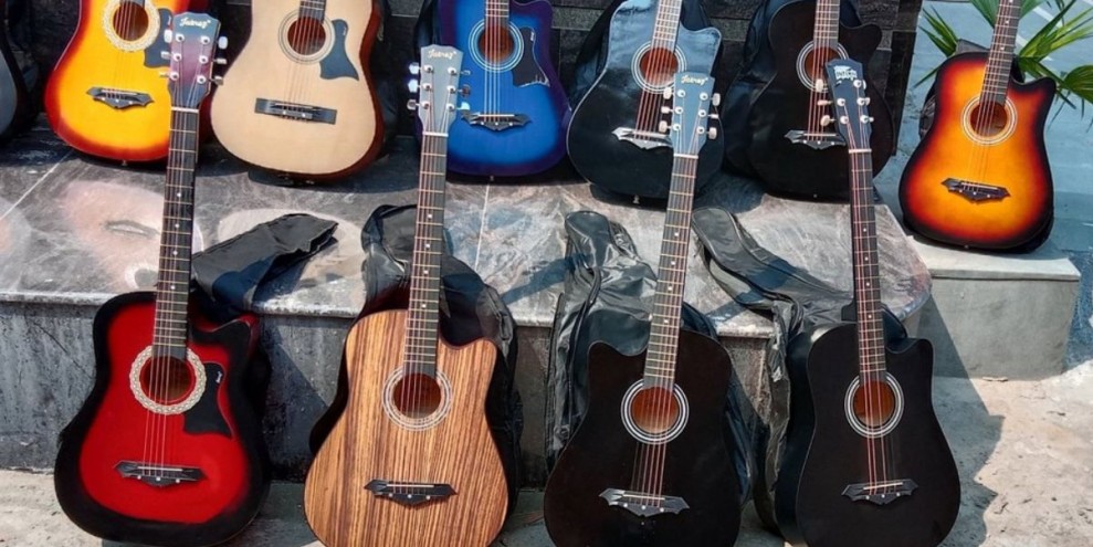 10 Rekomendasi Gitar yang Bagus dan Murah untuk Pemula Tahun 2025