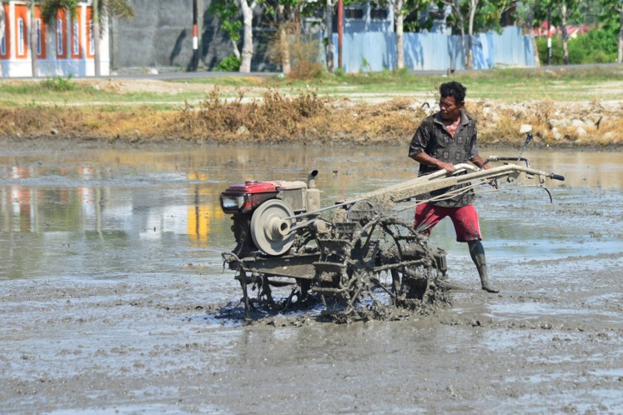 Petani Lombok Utara Dapat Bantuan Alsintan