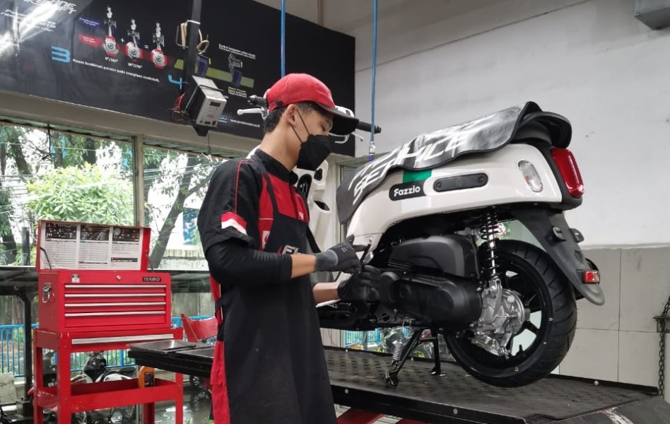 Pentingnya Ganti Oli Rutin untuk Perawatan Mesin Kendaraan