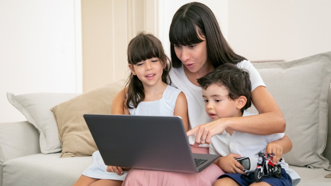 Ancaman Gadget pada Anak Kian Nyata