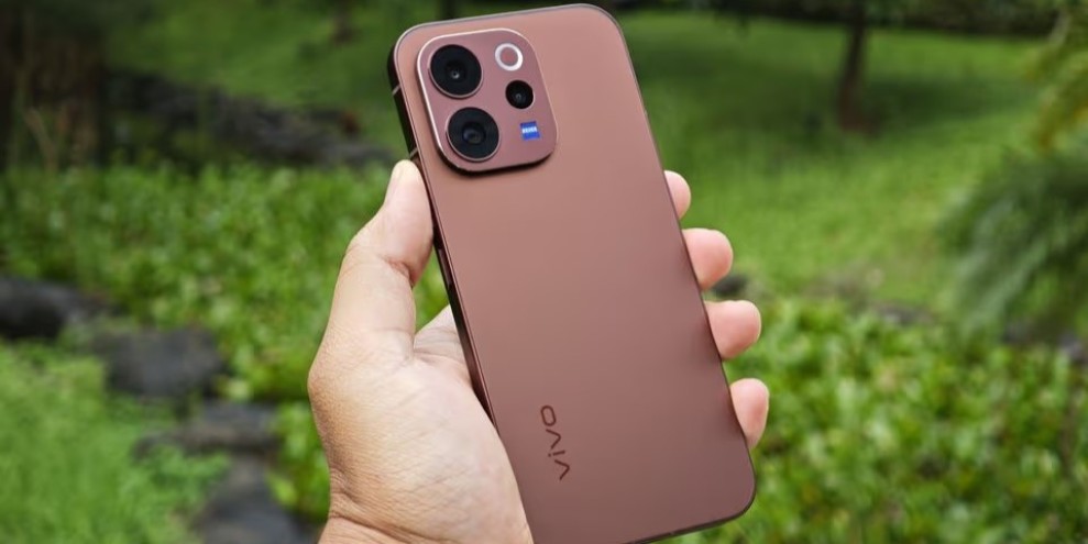Vivo V70 512 GB Tawarkan Kapasitas Besar untuk Foto dan Video