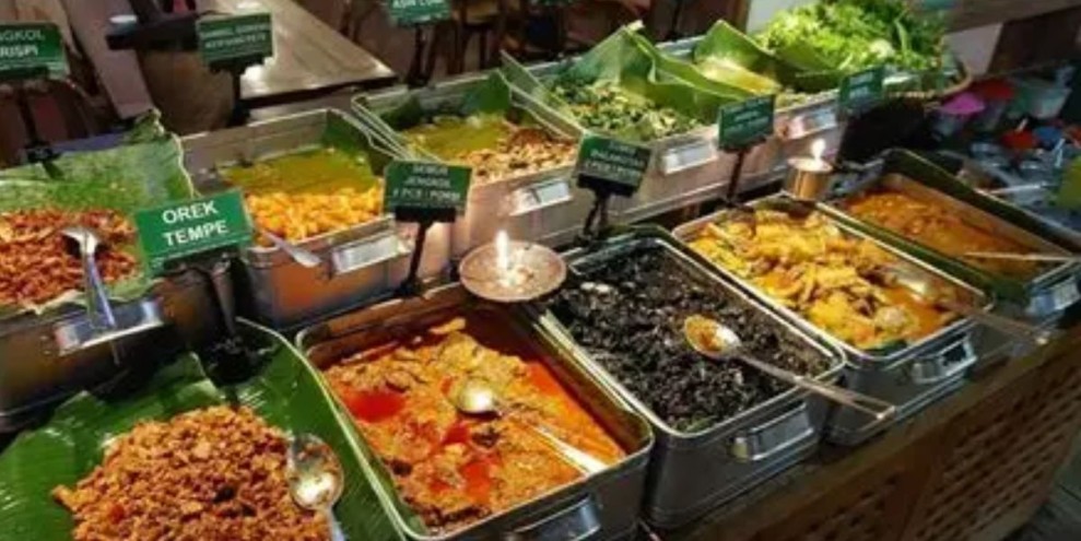 20 Rekomendasi Kuliner di Bandung yang Enak dan Hits
