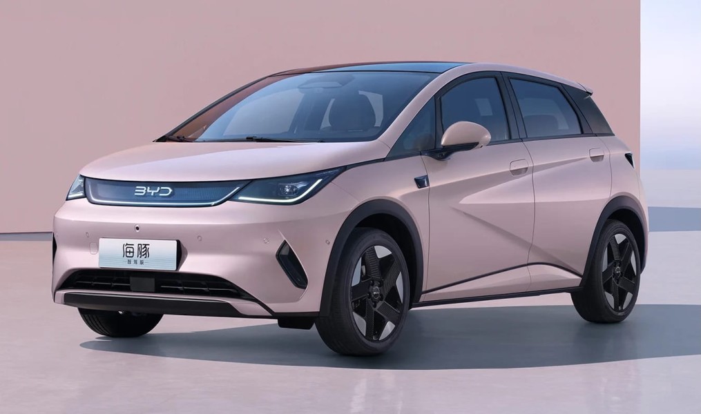 BYD Dolphin Facelift: Hatchback Listrik dengan Teknologi Canggih