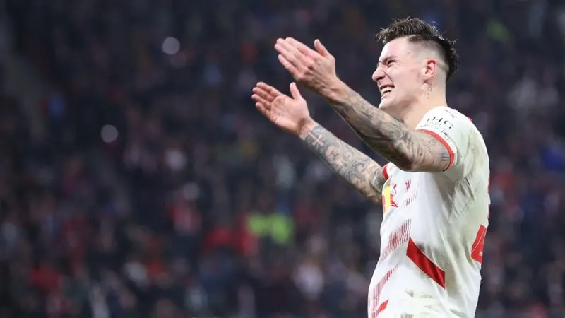 Manchester United Akan Perkenalkan Benjamin Sesko di Old Trafford