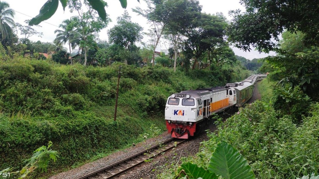 PT Kereta Api Indonesia Raih Dua Penghargaan Bergengsi di WISCA 2025, Perkuat Budaya Keselamatan Berkelanjutan