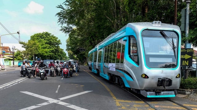 Dorong Pengembangan Transportasi Publik, Ketua Komisi I DPRD Mataram: Jangan Hanya Jadi Wacana, Kota Lain Sudah Jalan!