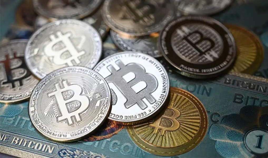 Crypto Whale Bidik Altcoin Potensial Agustus 2025 Ini