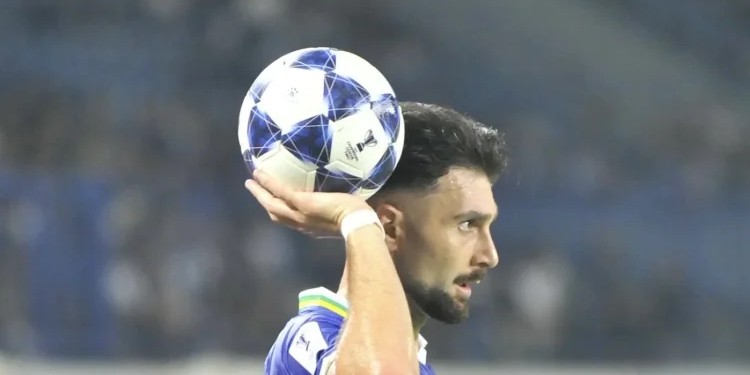 Persib Bandung Kampanye Ramadan 1.000 Bola Ajak Bobotoh Berbagi Bersama