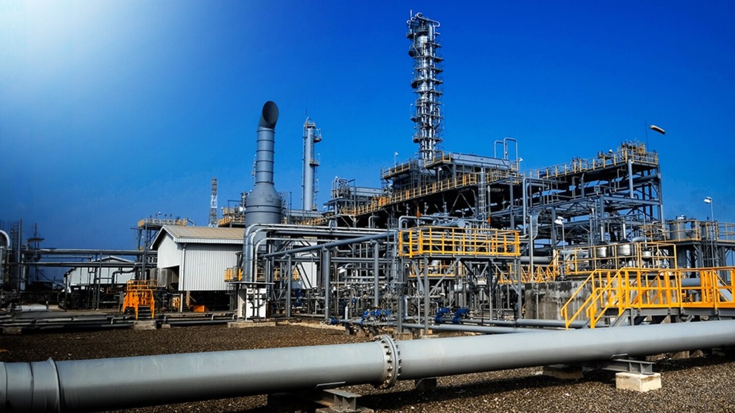 Tripatra Berhasil Selesaikan Proyek Peremajaan Pabrik Amonia Guna Tekan Emisi Karbon