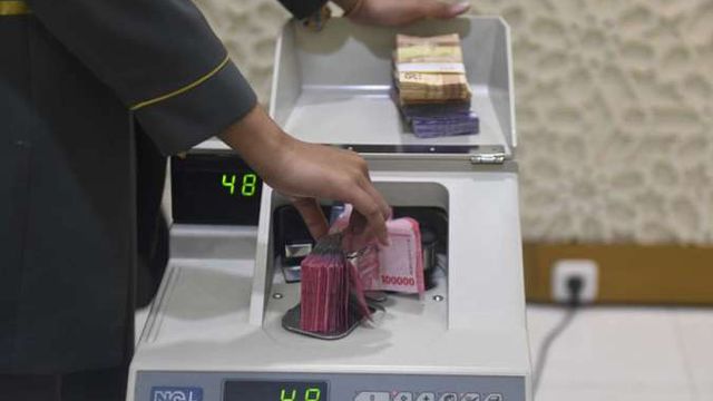 Cara Investasi SBR014 di Tengah Turunnya BI Rate