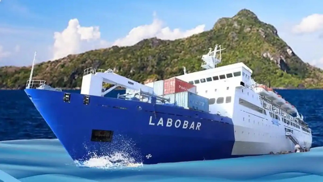 KM Labobar Pelni Sambungkan Pulau-pulau Strategis Timur Indonesia