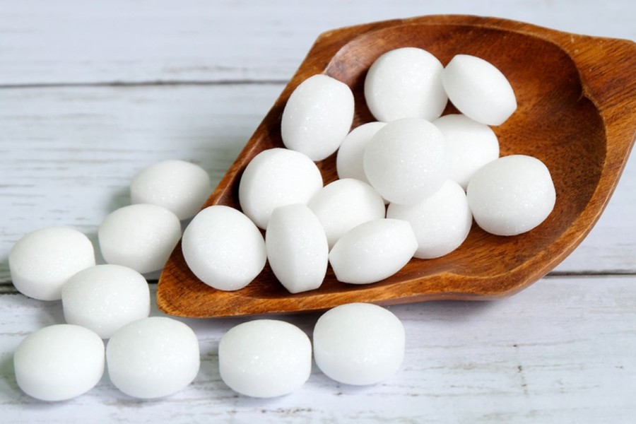 5 Manfaat Kapur Barus dan Cara Aman Menggunakannya Sehari-hari