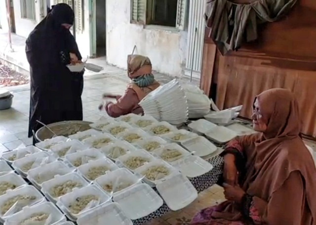 Menikmati Kelezatan Bubur Harisah Sajian Menu Buka Puasa Unik Khas Cirebon