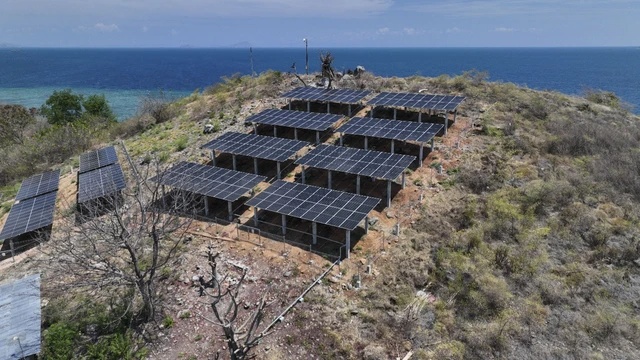 Inovasi PLTS dan Perlindungan Terumbu Karang di Sudamala Resorts Labuan Bajo