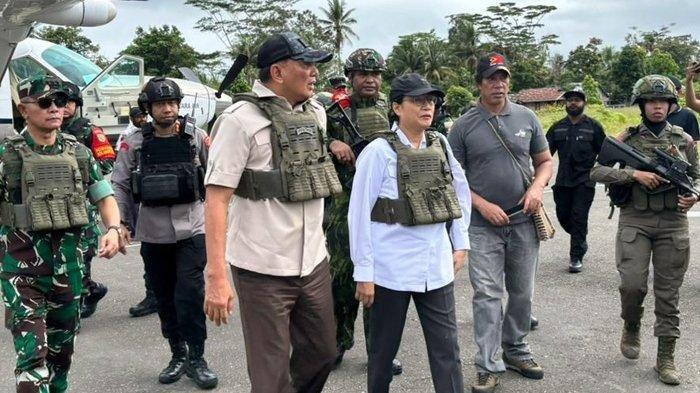 Sembilan Polwan Profesional Turut Dilibatkan dalam Pengamanan Kunjungan Menteri Sri Mulyani dan Menteri Pertahanan di Papua
