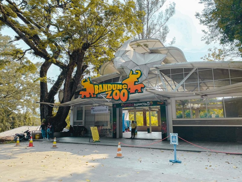 Tempat Wisata Anak Edukatif dan Interaktif di Bandung Zoo