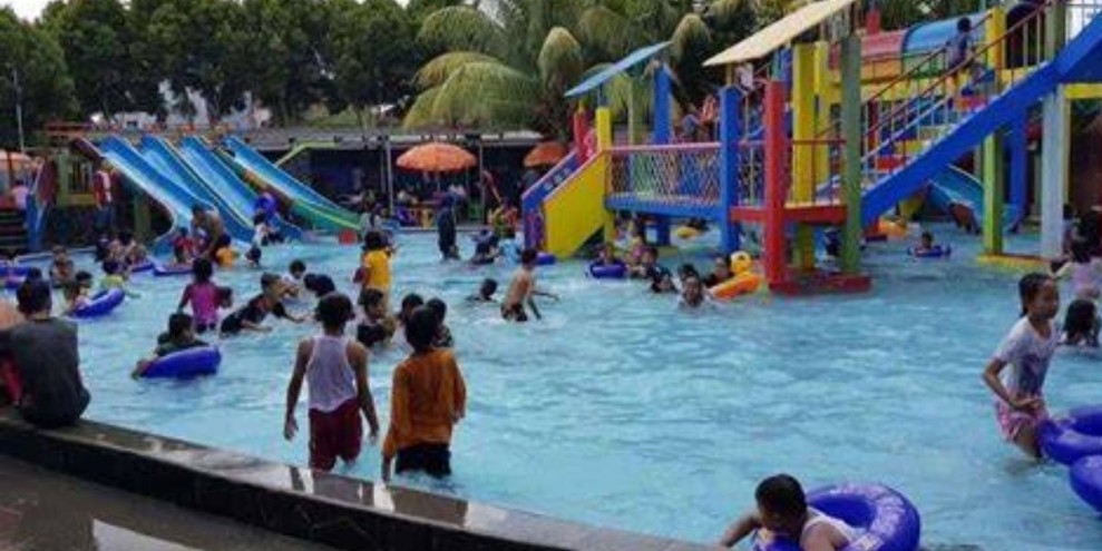 Rekomendasi Wisata & Fasilitas Kolam Renang Bandar Lampung yang Populer