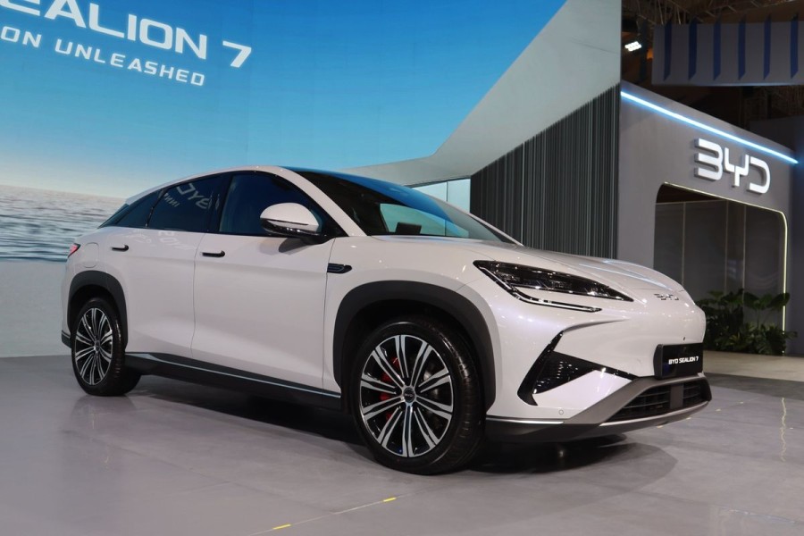 BYD Hadirkan Teknologi Revolusioner untuk Kendaraan Listrik di Indonesia