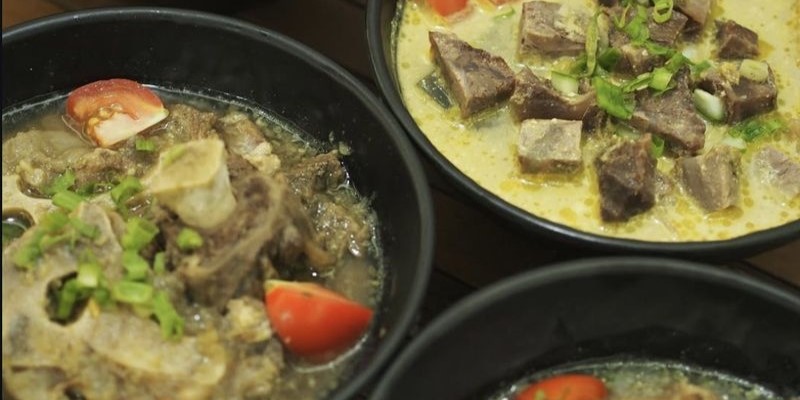Rekomendasi Sop Iga Hangat Lezat untuk Sajian Istimewa Berbuka Puasa
