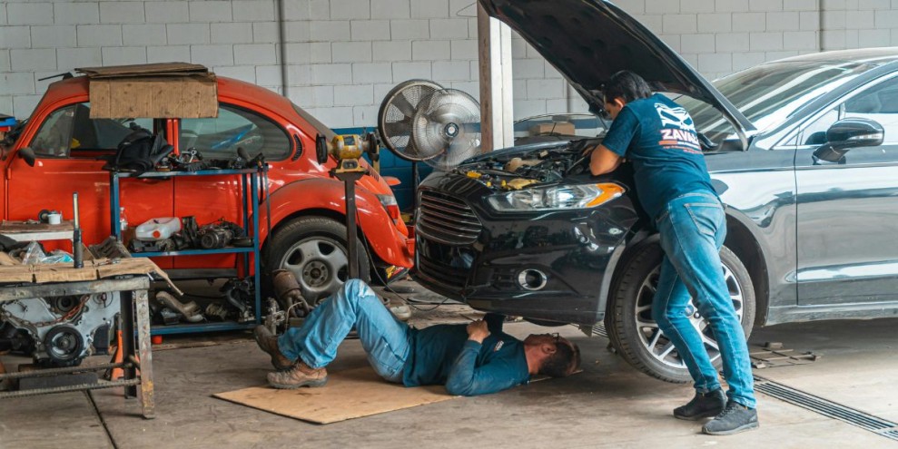 Bengkel Mobil Kediri: Rekomendasi, Layanan & Tips Memilih yang Terbaik