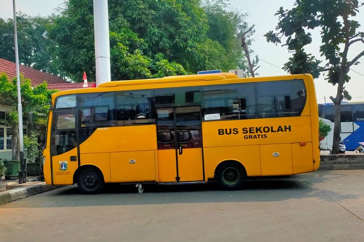 Dorong Akses Pendidikan, Kades Aek Mata Apresiasi Program Transportasi Gratis Siswa oleh Kepala SMPN 7 Satu Atap Siobon