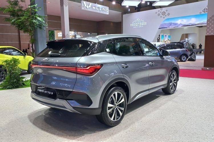 BYD Atto 3 Advanced Plus Meluncur di IIMS 2026, Harga Rp415 Juta